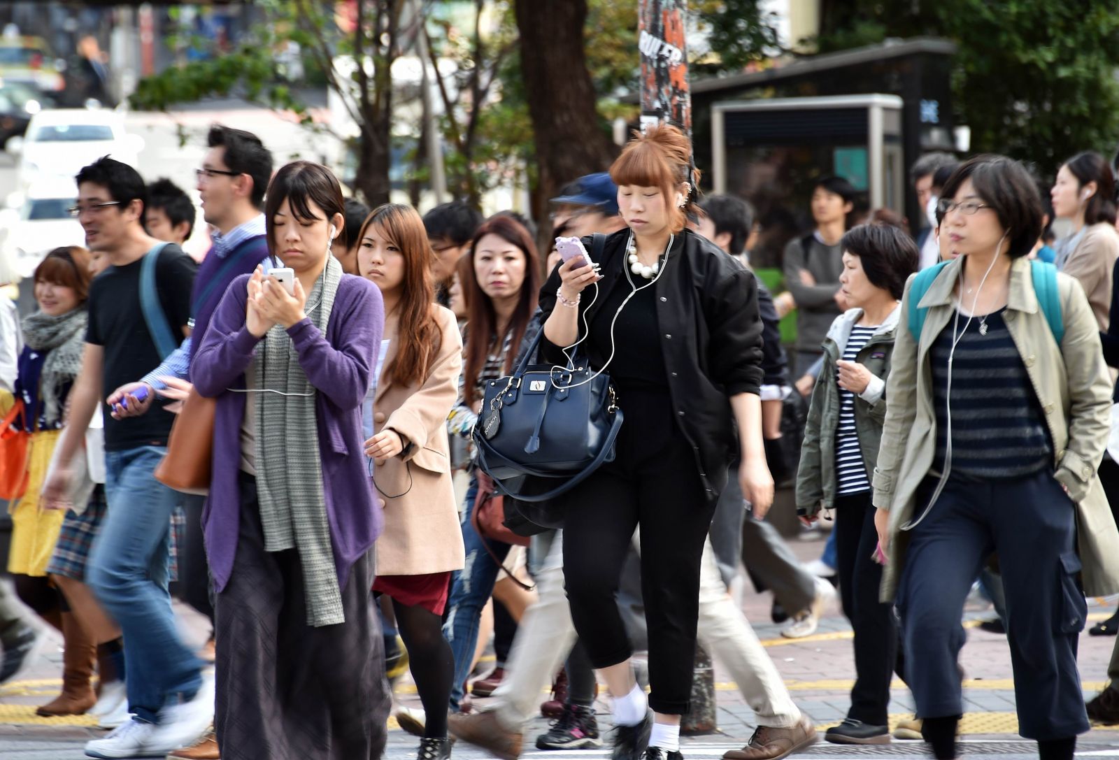 Сидони в японии. Япония люди на улице. Корея люди на улице. Южная Корея люди на улицах. Япония люли.